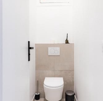 Porte-Dauphine Apartment | Elegant and Spacious 4-Bedroom Apartment in Paris 16th