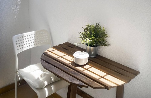 Sagunto Apartment | Elegant Apartment by the Mediterranean with A/C and Wifi, 5 Min Walk to Beach