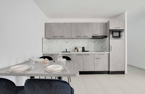 Suresnes Apartment | Elegant apartment - 1 bedroom/2 bedrooms - close to Paris & La Défense