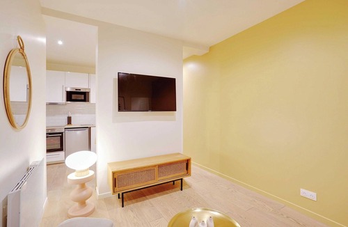Quartier de la Plaine-de-Monceaux Apartment | Elegant apartment - 1BR/2P - Arc de Triomphe