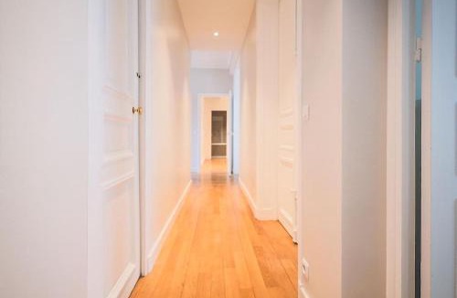 Champs-Elysees Apartment | Elegant apartment, Avenue des Champs-Élysées