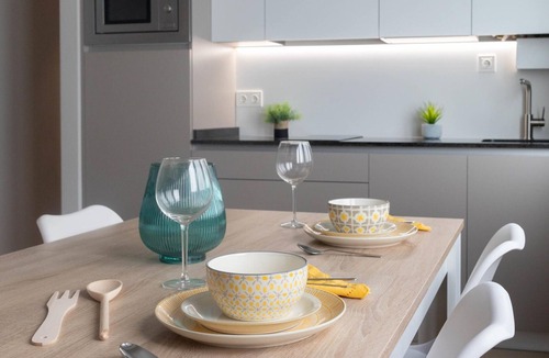 Gernika-Lumo Apartment | Elegant Apartment in Central Gernika - 2BR, Cozy, Fully Equipped