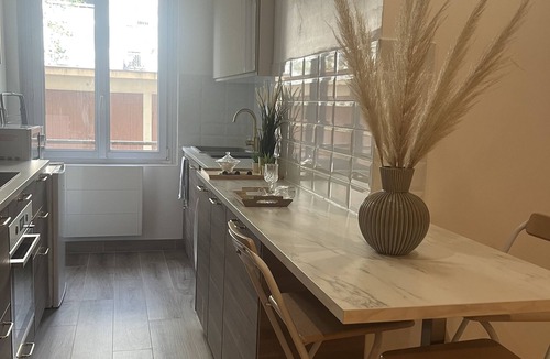 Richard Vitton - Chambovet Apartment | Elegant apartment in Lyon