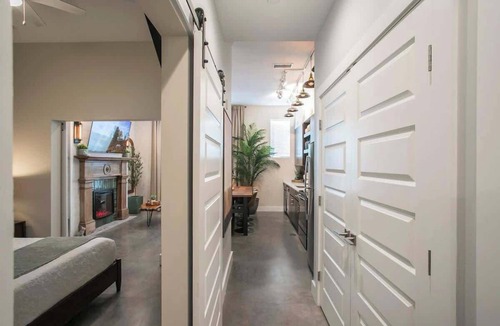 The Nations Apartment | Elegant Apartment in Nashville's The Nations