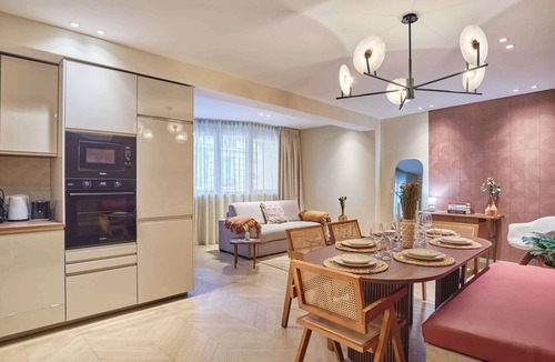 Necker Apartment | Elegant Apartment St Germain des prés Luxembourg Park