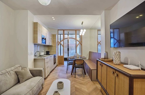 Saint-Vincent-de-Paul Apartment | Elegant apartment with AC - Center of Paris