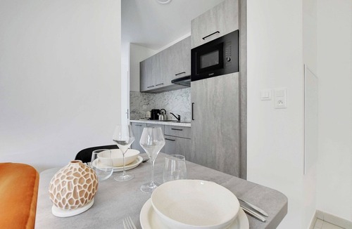Suresnes Apartment | Elegant Appt - 1BDR/2P - Near Paris & La Défense