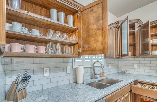 El Paso House | Elegant Art Deco Home designed with you in mind