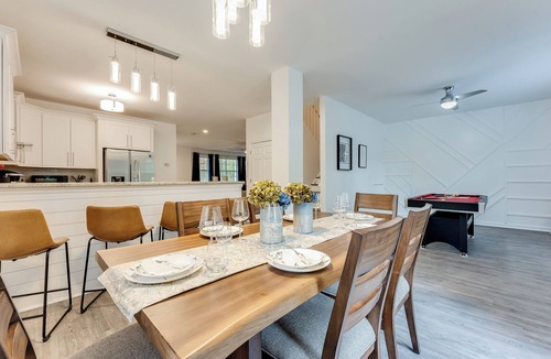 Sylvan Hills House | Elegant Atlanta Home - Self Check-in