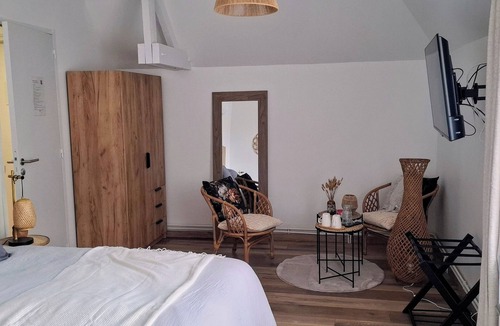 Le Val-Saint-Pere Bed & Breakfast | Elegant B&B in the Bay of Mont Saint-Michel
