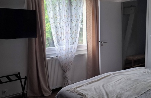 Le Val-Saint-Pere Bed & Breakfast | Elegant B&B in the Bay of Mont Saint-Michel