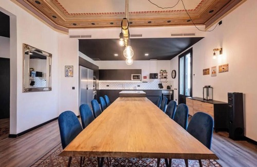 La Bordeta Apartment | Elegant Central Barcelona Apartment with Modern Spanish Design