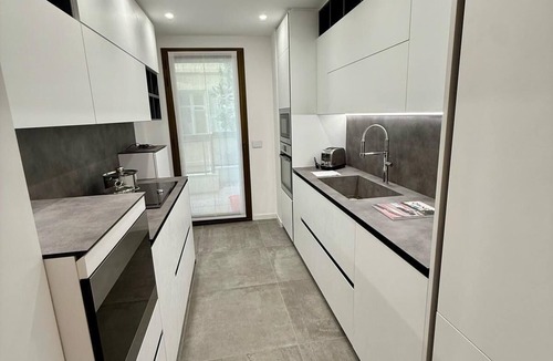 Les Revoires Apartment | Elegant & Central Luxury Apartment with Balcony & Parking