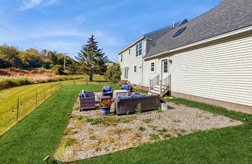 Rockport House | Elegant Coastal Retreat