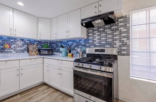 Pacific - Edison Condo | “Elegant Condo Steps from Americana”