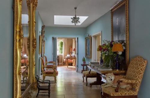 Lechlade Villa | Elegant Cotswold Retreat