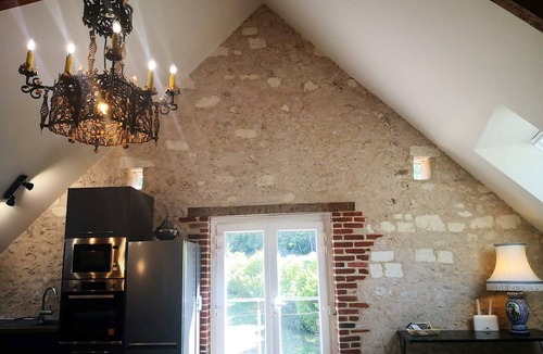 Tauxigny Cottage | Elegant cottage in Touraine with enclosed garden and WIFI