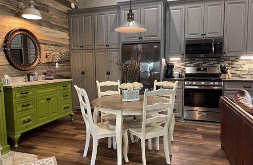 Crawford House | Elegant Country Cottage