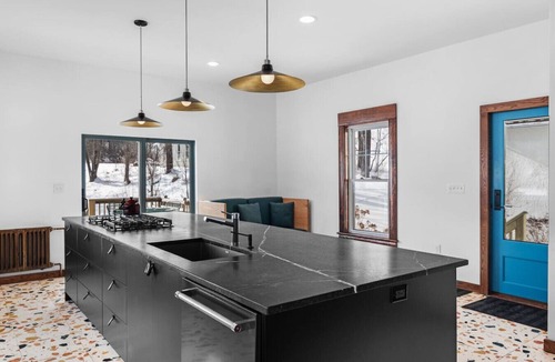 New Kingston House | Elegant Country Escape – Unique Home with Timeless Charm and Style