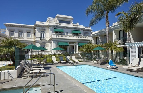 Coronado Hotel | Elegant Deluxe Unit | 2.1 mi to Seaport Village| Beach & Pool Access | Parking