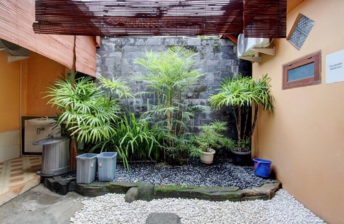 Yogyakarta House | Elegant Double Getaway w/Free WiFi