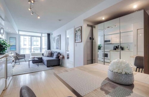 CityPlace Apartment | Elegant Downtown Apartments