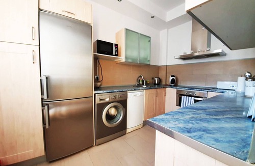 San Bernardo Apartment | Elegant Duplex in Seville with Parking and Air Conditioning