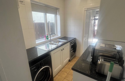 Bilston House | Elegant Escape