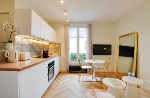 Parchamp–Albert Kahn Apartment | Elegant Flat