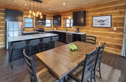 Wears Valley Cabin | Elegant Getaway - 4BR Cabin & Indoor Pool!