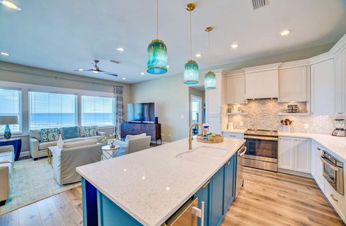 Villa Primera House | Elegant Gulf-Front Home with Stunning Views and Modern Design!