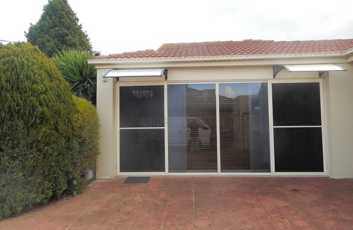 Werribee Apartment | Elegant Holiday Studio