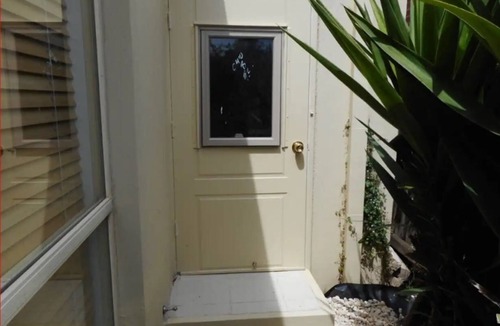 Werribee Apartment | Elegant Holiday Studio