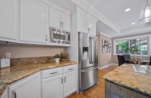 Stanley House | Elegant Home Near SF & Napa