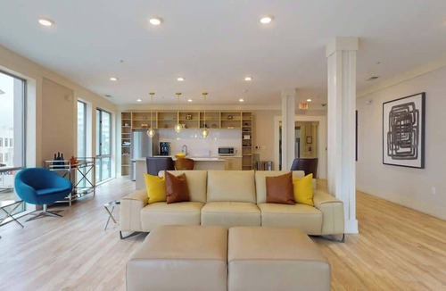 Downtown Apartment | Elegant Home