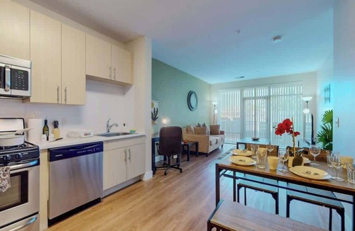 Downtown Apartment | Elegant Home