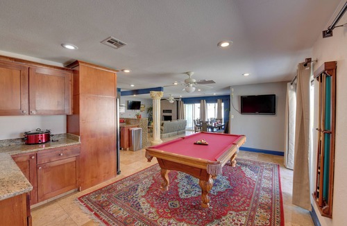 Glen Heather Estates House | Elegant Home w/Pool Table: 3 Mi to Vegas Strip!