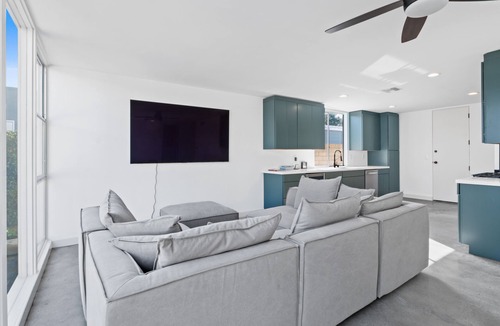 Huntington Harbour House | Elegant Island Oasis in Huntington Beach, California's Heart.