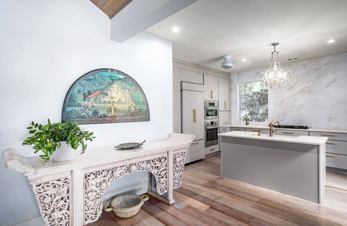 Mount Dora House | Elegant Lake Retreat