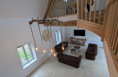 Lorcy Cottage | Elegant lodge with SPA, reception, and PMR access near Paris