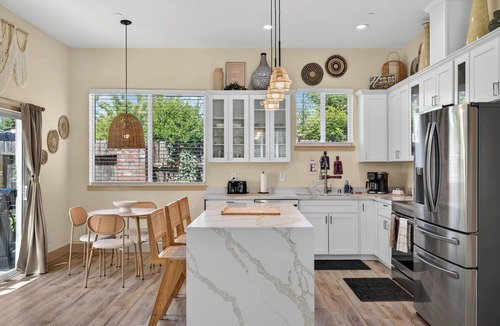 Citrus Heights House | Elegant Mediterranean 3BR Haven Citrus Heights