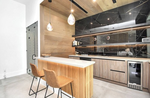 Uptown House | Elegant Modern Home : Pool Oasis : Close to The Galleria