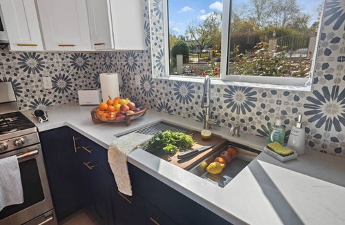 South Redlands House | Elegant Paradise in Coveted Community!