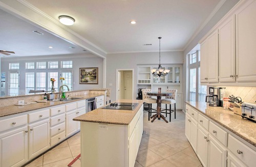 Plano House | Elegant Plano Home w/Private Outdoor Pool!
