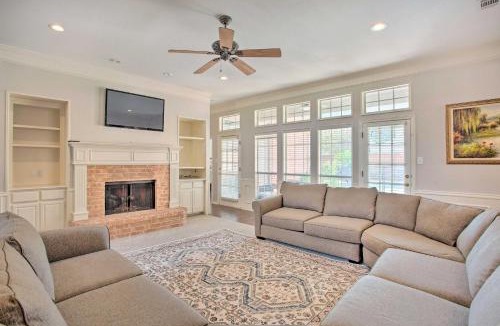 Plano House | Elegant Plano Home w/Private Outdoor Pool!