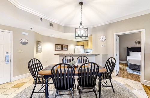 Gatlinburg Condo | Elegant pool-view condo with free attraction tickets, balcony, & hot tub/pool