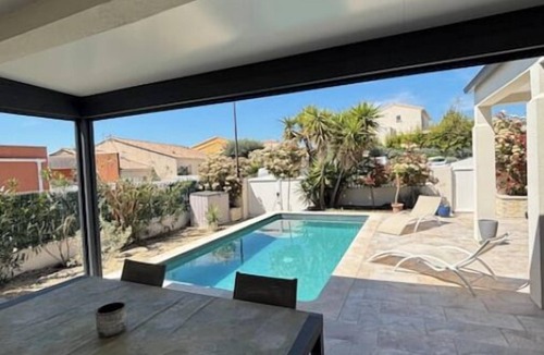Pignan House | Elegant pool villa with top-of-the-range amenities