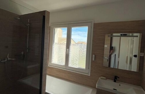 Pignan House | Elegant pool villa with top-of-the-range amenities