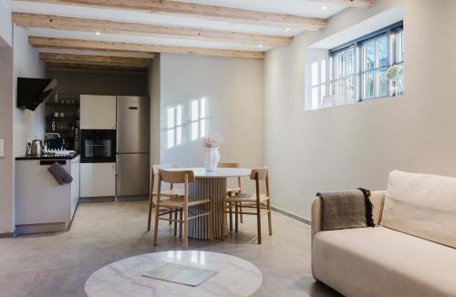 Kastrup Apartment | Elegant Private Villa Apartment in the Heart of Am