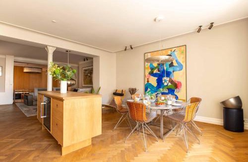 Copenhagen City Centre Apartment | Elegant Scandinavian Apartment for 8 Guests